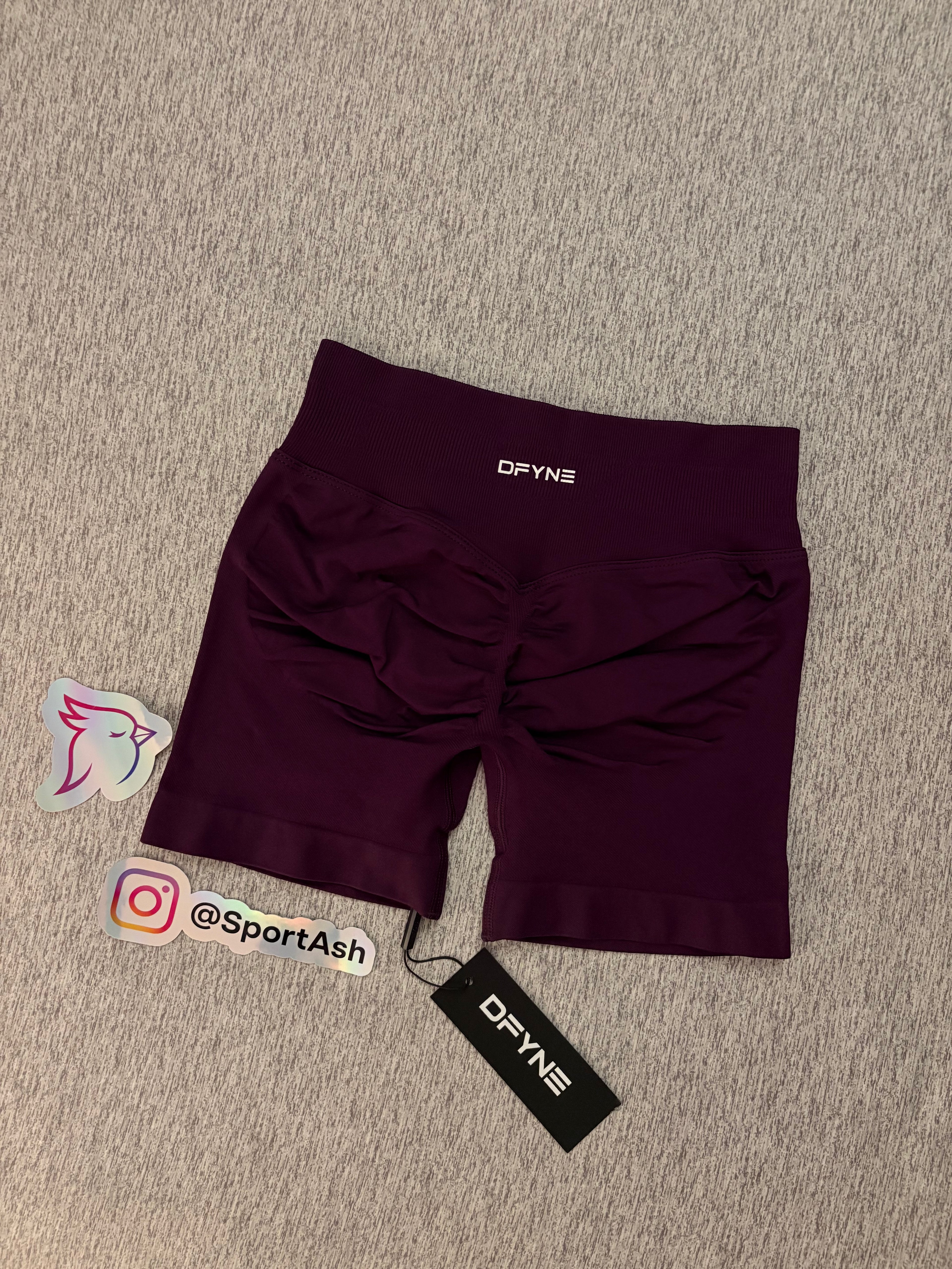 Impact Short 4.5